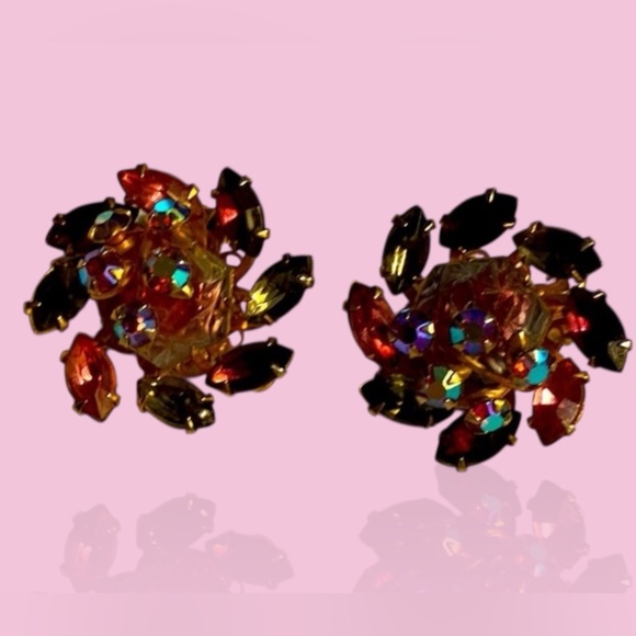 Vintage Beau Jewels Earrings, Clip on, AB, Pink, Purple Rhinestones, Regency - Picture 8 of 8